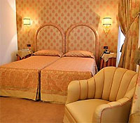 Monaco & Grand Canal Hotel