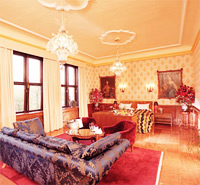 Schloss Moenchstein Hotel
