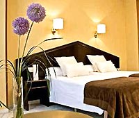 Navas Hotel