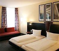 Manhattan Hotel