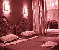 Lonsdale Hotel