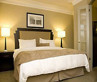 Ramada Plaza Toronto Downtown Hotel