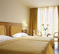 City Hotel