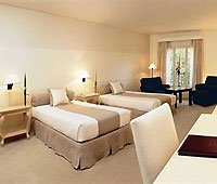 Loi Suites Recoleta Hotel