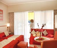 Les Strelitzias Hotel