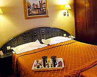 Hôtel Régence 8ème