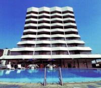 Paramount Hotel