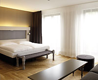 Hotel Amano
