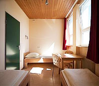 Haus International Hostel