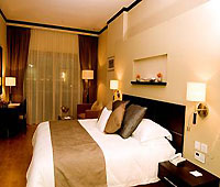 Grandeur Hotel