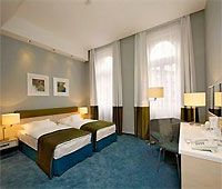 Atrium Fashion Hotel