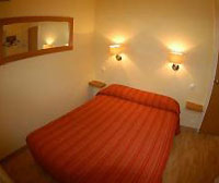 Residencial Castromira Hotel