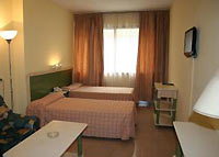 Apartamentos Recoletos Hotel