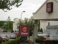 Clarion Hotel at LaGuardia