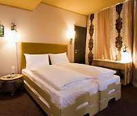 Superbude Hotel & Hostel & Lounge
